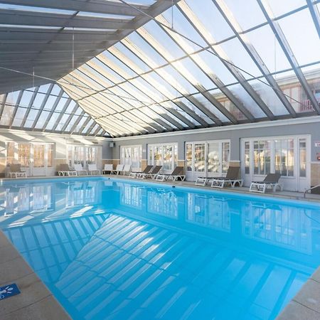 Beautiful Flat With Swimming Pool Tennis Court And Free Parking 117 Le Touquet Exterior photo