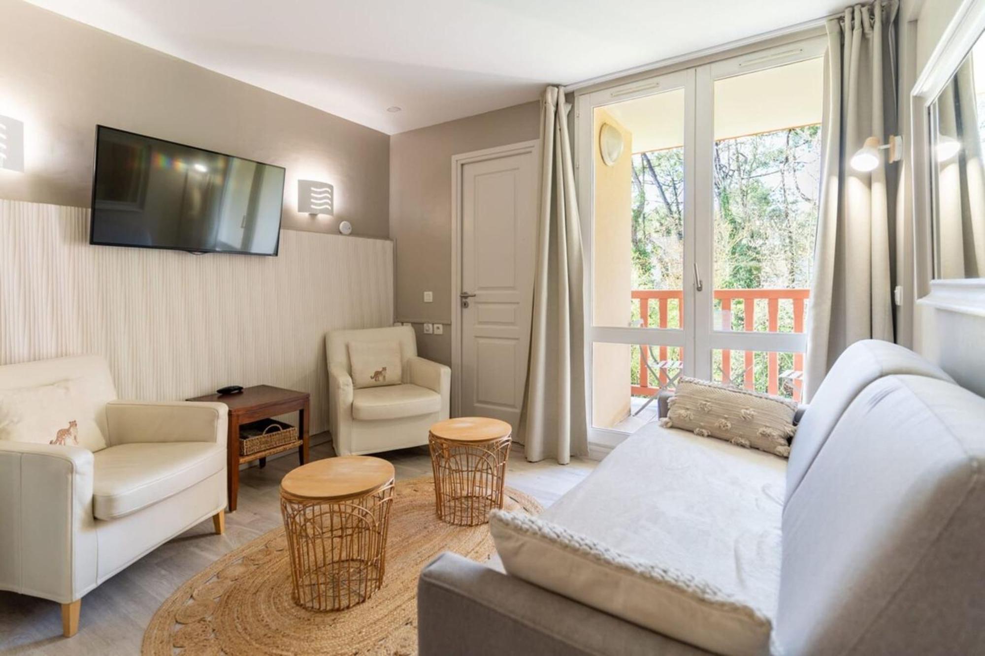 Beautiful Flat With Swimming Pool Tennis Court And Free Parking 117 Le Touquet Exterior photo